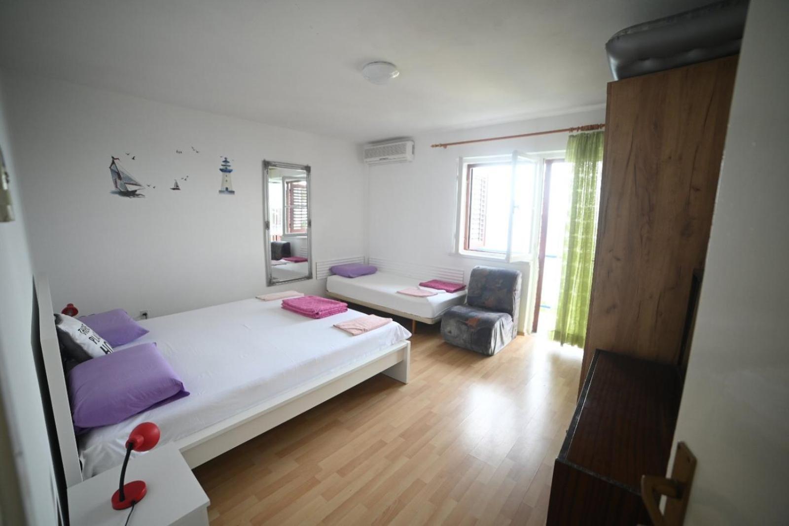 Feral 2 Apartment Baska Voda